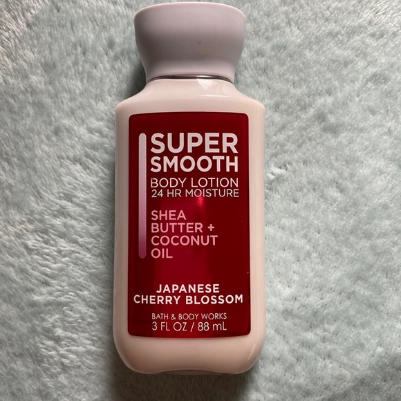 Bath & Body Works Other - Bath & Body Works Super Smooth Body Lotion!!